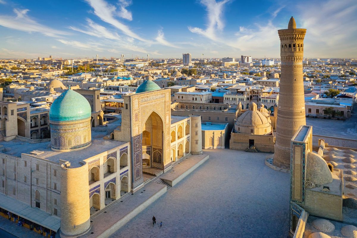 You are currently viewing Menjelajahi Uzbekistan, Permata Jalur Sutra di Asia Tengah